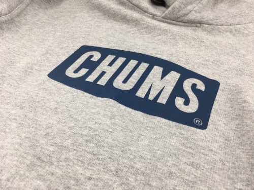 パーカーのCHUMS