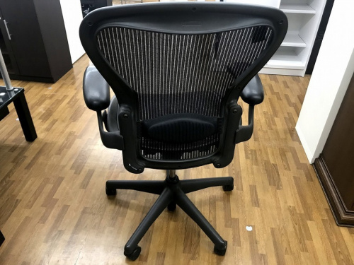 Herman Miller　ハーマンミラーのアーロンチェア