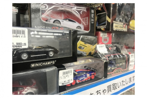 おもちゃ 買取 シルバニアの仮面ライダー トミカ