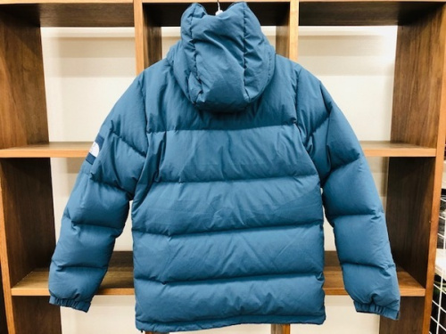 キャンプシエラジャケットのTHE NORTH FACE