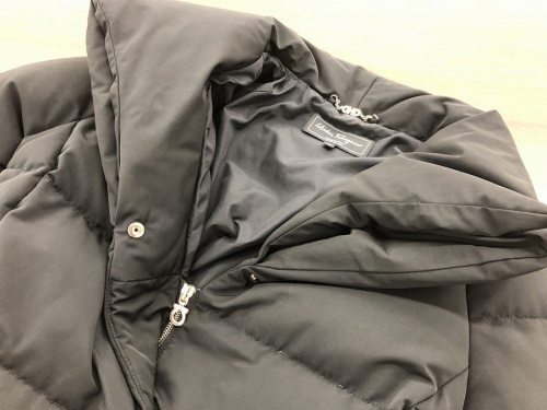 ダウンコート　レディースのダウン　中古
