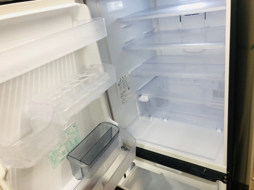 3ドア冷蔵庫のSHARP