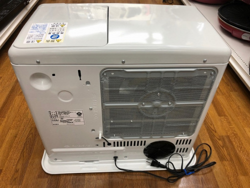 燃焼系暖房器具の石油ファンヒーター