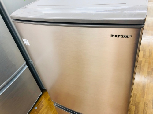 冷蔵庫の2ドア冷蔵庫