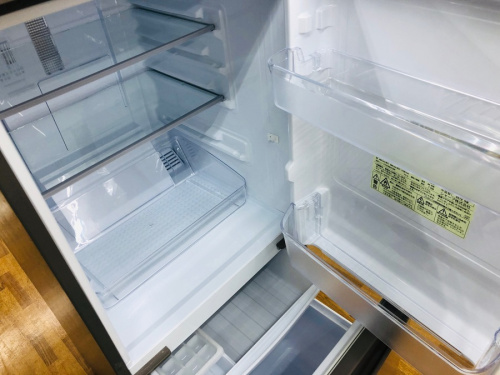 2ドア冷蔵庫のSHARP