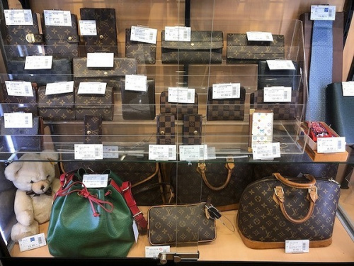 LOUIS VUITTONのルイヴィトン