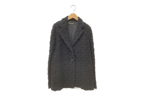 ジャケットのイッセイミヤケ　ISSEI MIYAKE