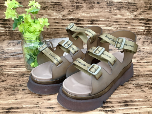 beautiful peole　サンダル中古のサンダル　中古