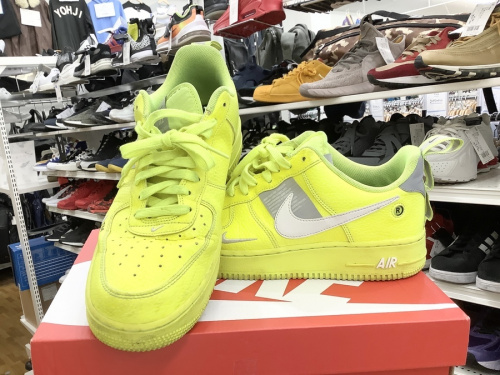 Nike　アディダス　中古のスニーカー　買取