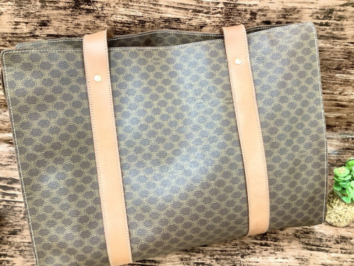 ＣＥＬＩＮＥ　バック　中古のブランド　買取