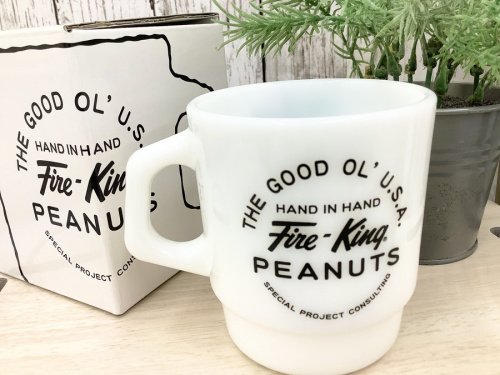 スタッキングマグカップのFIRE KING