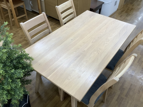 ダイニングテーブル 中古 のテーブル 中古