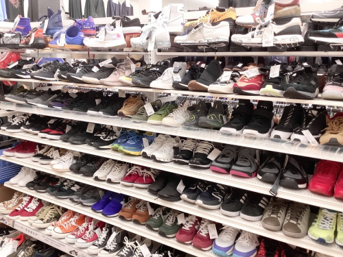 スニーカー　中古のスニーカー　お買い得