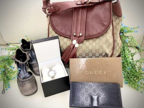 GUCCIのショルダーバッグ