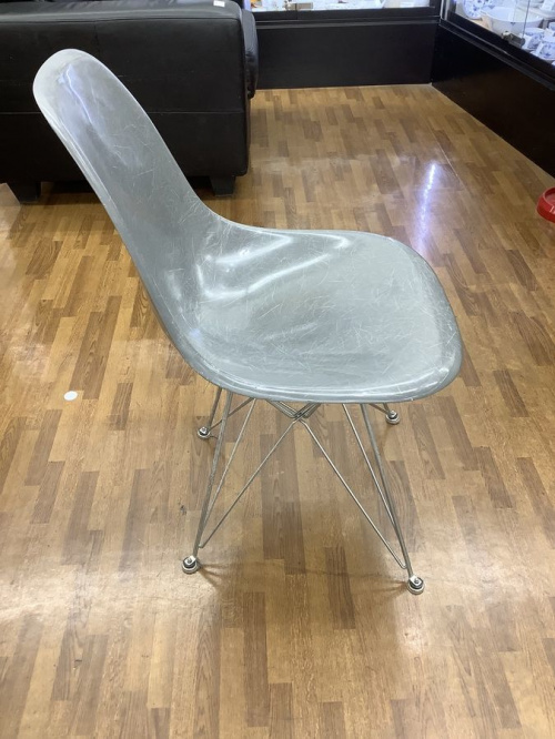 イスのヴィンテージサイドシェルチェア