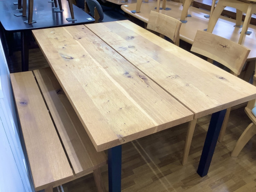 飛騨産業のダイニングセット