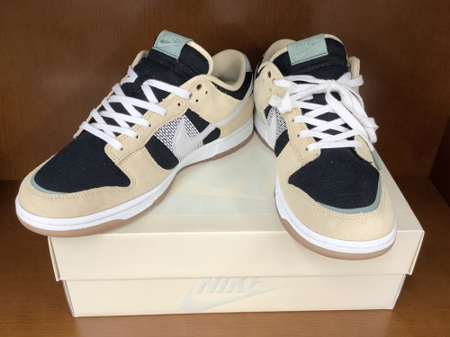 スニーカーのNIKE