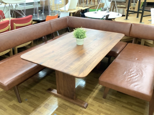 家具のダイニング