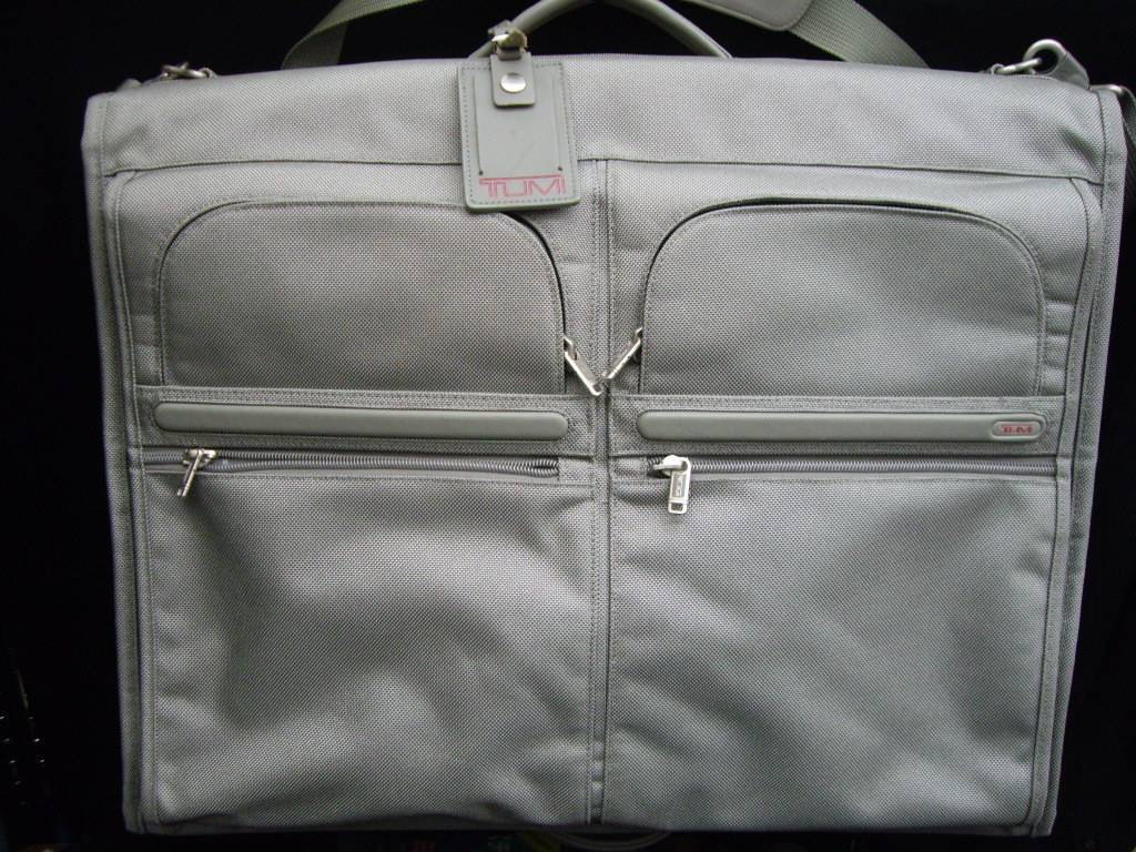 【TUMI(トゥミ）ガーメントバッグ買取入荷☆】横浜 リサイクルショップ ビジネスアイテム 買取 販売 [2010.03.06発行