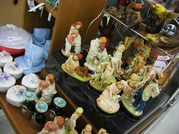 【珍しいインテリア雑貨や置物が超大量買取入荷しました！！】横浜鶴見店 [2012.04.21発行]｜リサイクルショップ トレジャーファクトリー