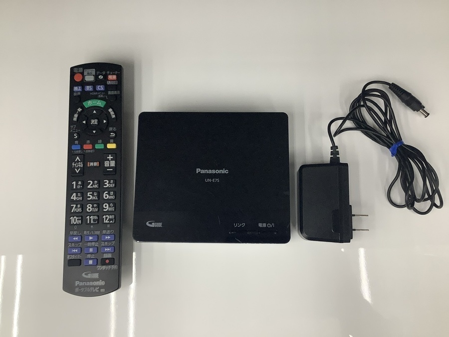 【中古品】Panasonic ポータブルテレビ UN19F7 Panasonic/パナソニック】ポータブルテレビ UN-19F7 2017年製 買取入荷