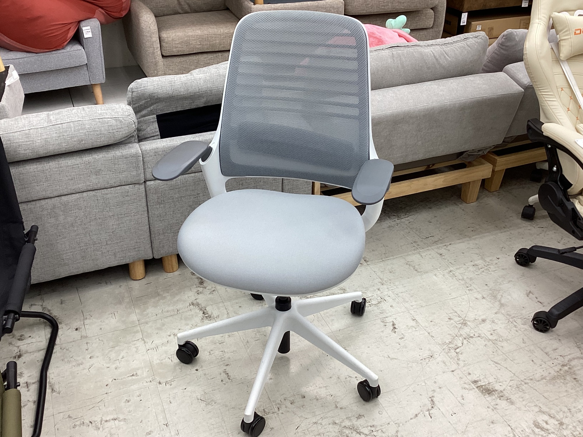 Steelcase(スチールケース)オフィスチェア Series1 入荷!!|2024年 Steelcase(スチールケース)オフィスチェア Series1 入荷!!|2024年