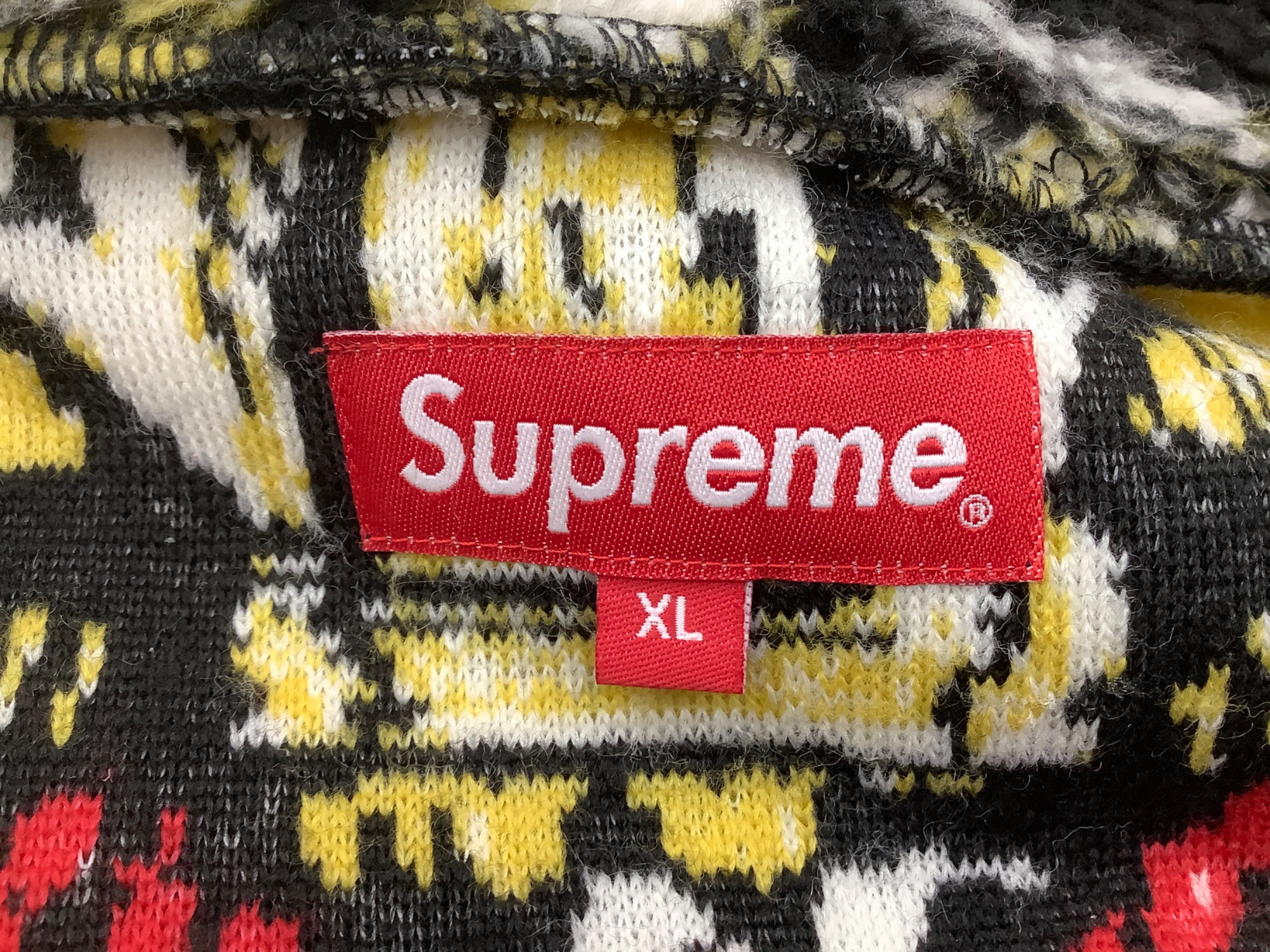 Supreme(シュプリーム)Saint Michael Fleece Jacketのご紹介