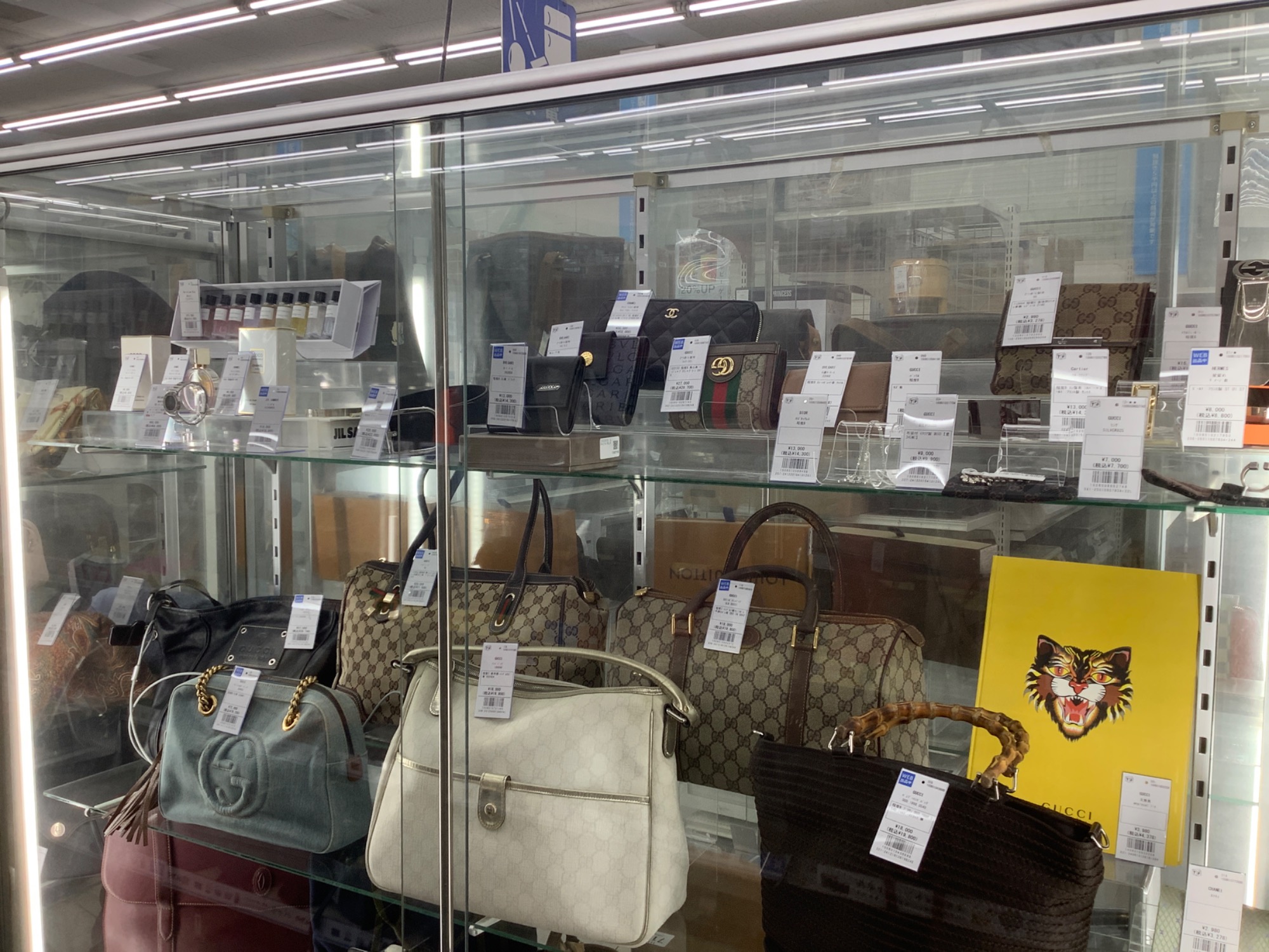 最新入荷】LOUIS VUITTON（ルイ・ヴィトン）ポシェットビバリー