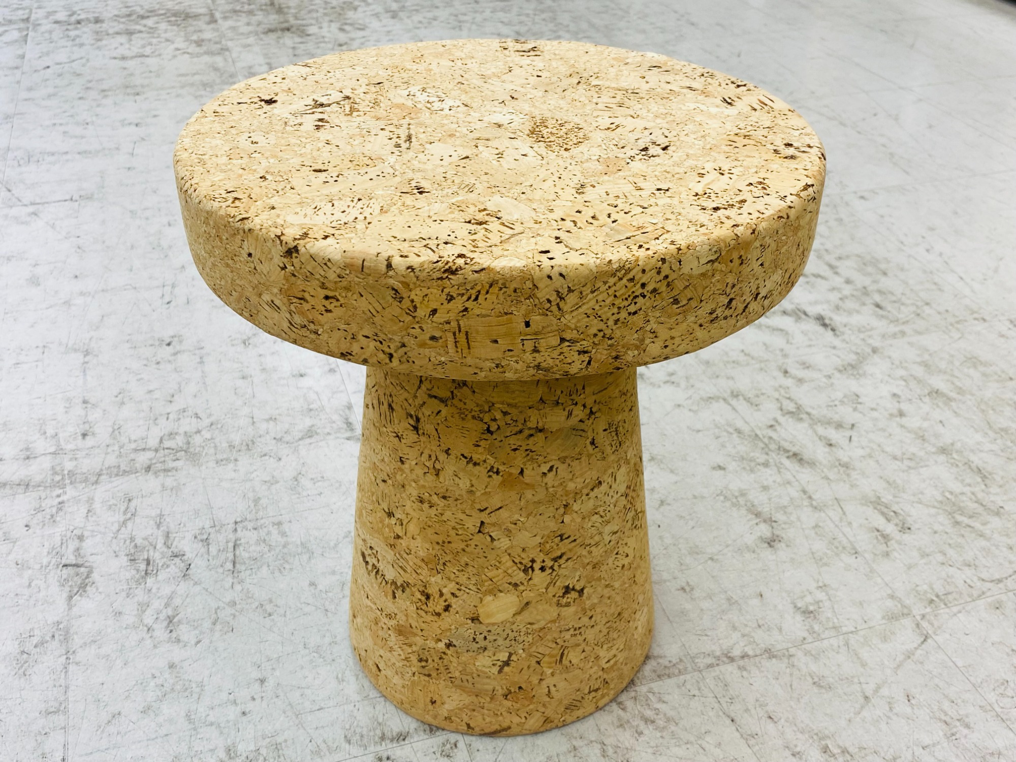 Vitraのコルクスツール Vitra Cork Family - MID-Century MODERN