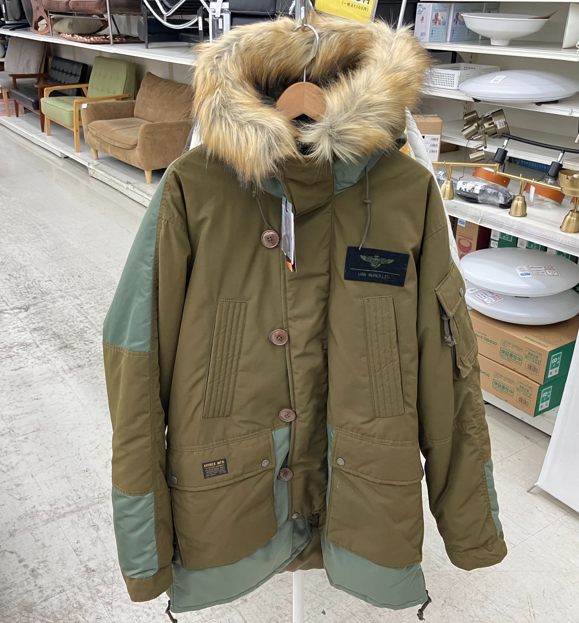 AVIREX(アヴィレックス) ブロッキングカスタム N-3ジャケット 入荷