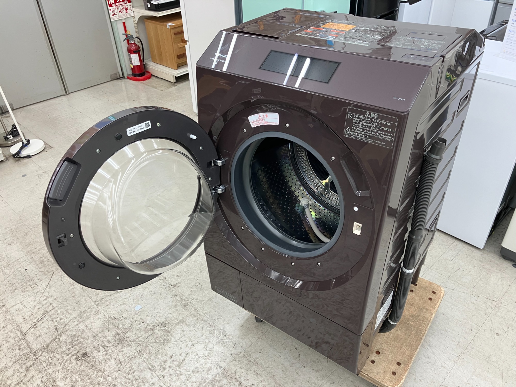 わちファミリーページ①② 過激なパワーと加速力。艦の称号がここにある／ZX-12R(2002) | 試乗