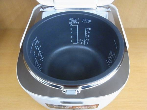 炊飯ジャーの鶴見