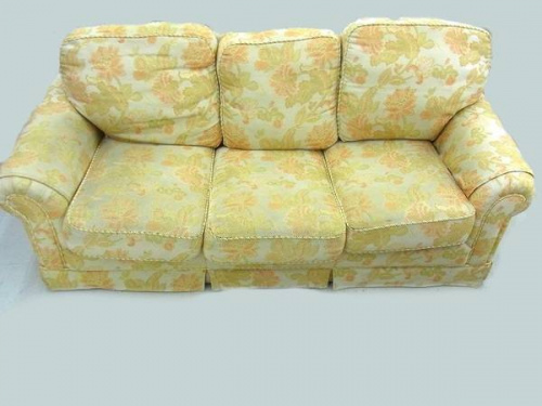 家具・インテリアの3人掛けソファー