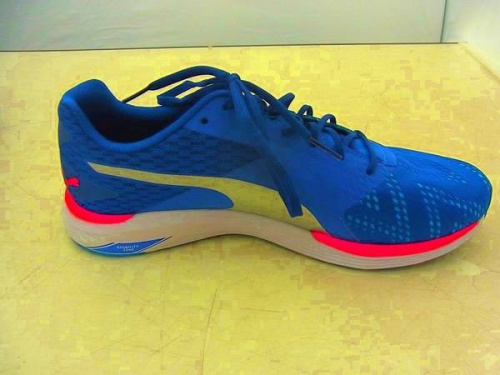 PUMAの鶴見