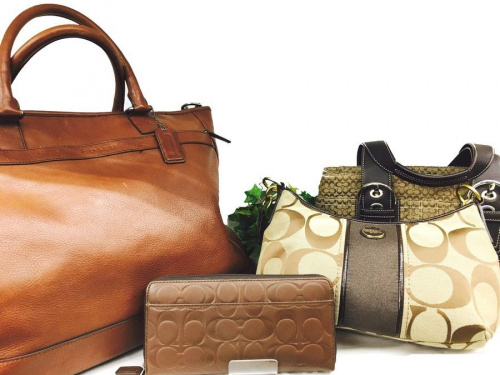 VUITTONの鶴見
