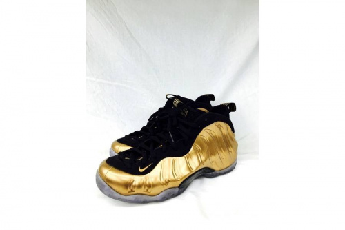 鶴見のスニーカー