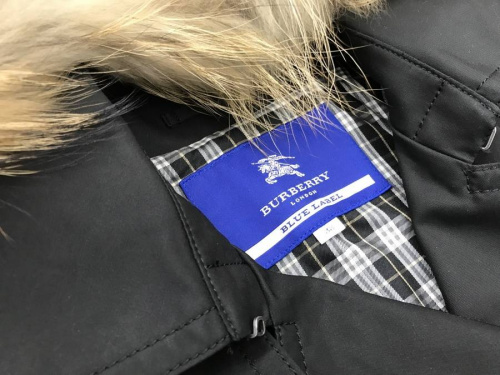 コートのバーバリー（BURBERRY）