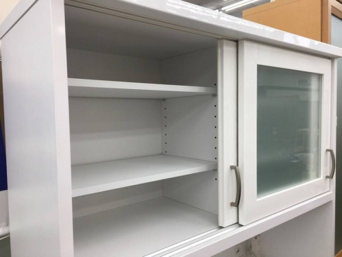 カップボード・食器棚のニトリ