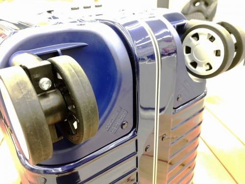 出張の横浜　中古　リモワ