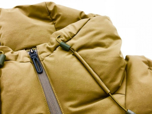 デサントの横浜中古ダウン