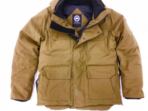 メイトランドパーカーのカナダグース