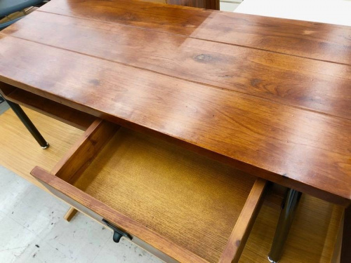 カフェテーブルの横浜川崎中古家具情報