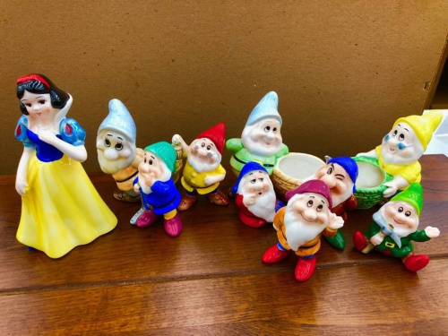 ディズニー 陶器フィギュア 11体セット ディズニーの陶器フィギュアセット販売中！【横浜鶴見店】｜2018