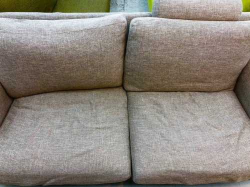 3人掛けソファーの横浜　中古家具