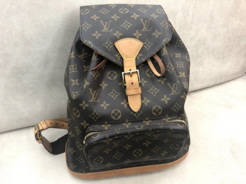 ブランド・ラグジュアリーのリュック