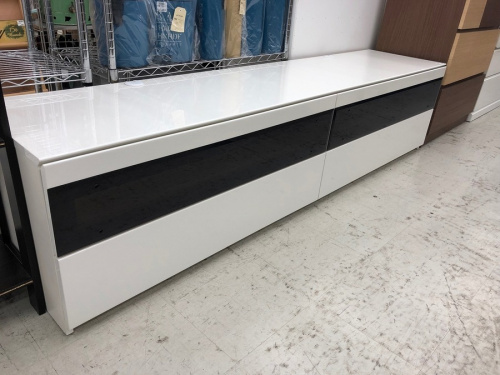家具のテレビボード