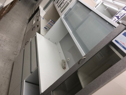 生活家具のカップボード