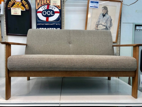 ソファーの川崎　青葉　世田谷　鶴見　横浜   カリモク　中古　家具