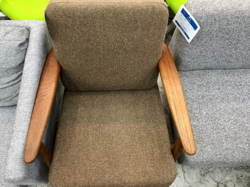 ソファーの川崎　青葉　世田谷　鶴見　横浜   　中古　家具