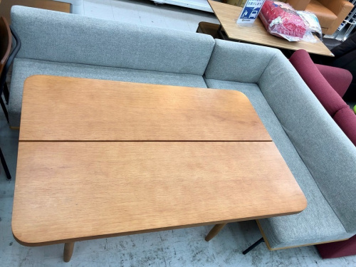 生活家具のダイニングセット